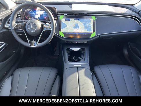 New 2026 Mercedes-Benz E 350 4MATIC Sedan image 12