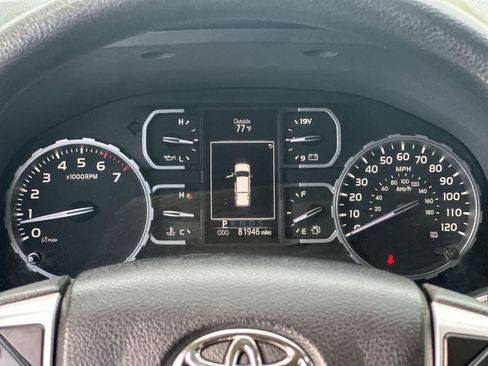 Used 2021 Toyota Tundra SR5 w/ SR5 Upgrade Package RWD image 21