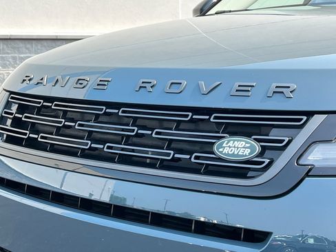Used 2024 Land Rover Range Rover Evoque Dynamic SE AWD/4WD image 25