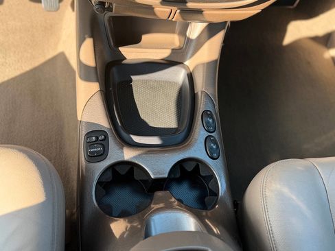 Used 2004 Toyota Sequoia Limited image 99