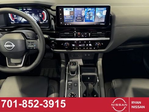 New 2026 Nissan Pathfinder SL AWD/4WD image 30