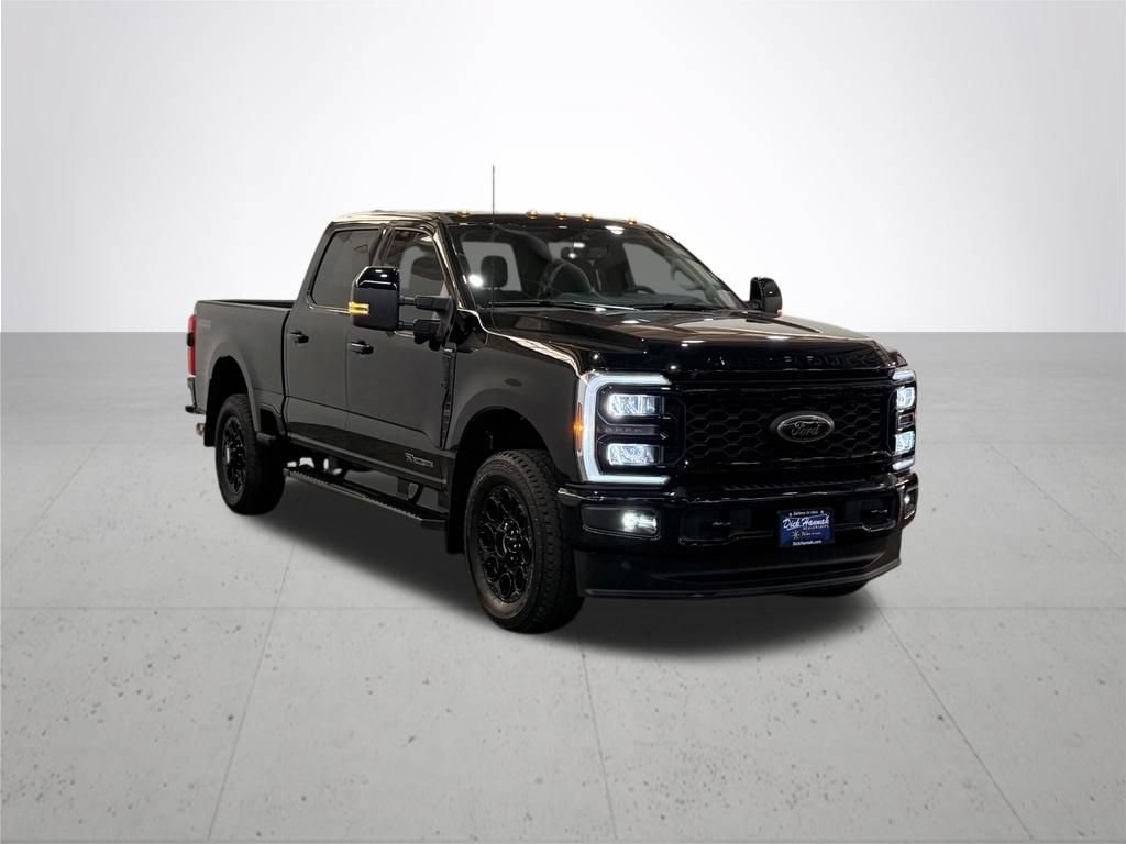 Certified 2026 Ford F350 Lariat w/ Black Appearance Package AWD/4WD image 9