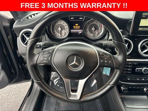Used 2014 Mercedes-Benz CLA 250 w/ Premium 1 Package image 15