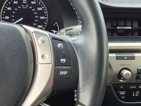 Used 2013 Lexus ES 350 w/ Ultra Luxury Pkg FWD image 33