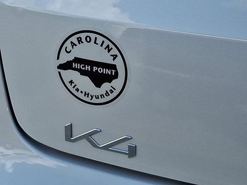 New 2025 Kia K4 LXS image 5