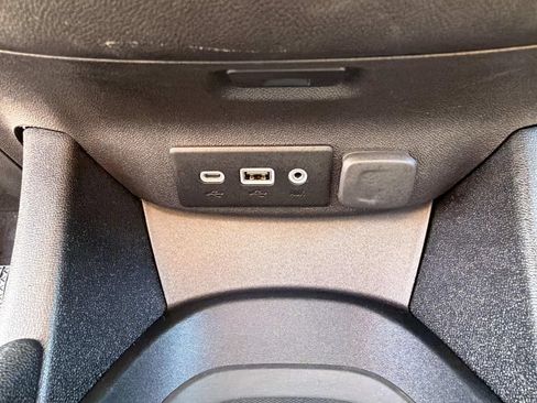 Used 2024 Chevrolet Malibu RS FWD image 30