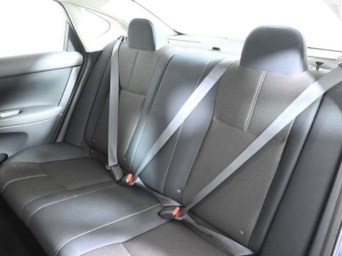 Used 2017 Nissan Sentra S FWD image 6