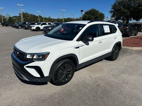 Used 2023 Volkswagen Taos S w/ Driver Assistance Package image 12