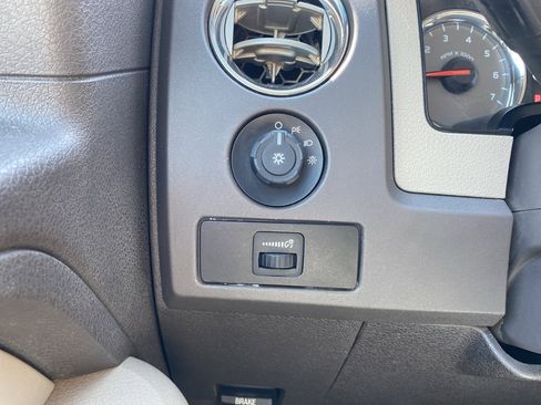 Used 2010 Ford F150 4x4 Regular Cab image 16