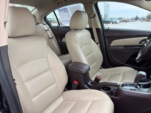 Used 2014 Chevrolet Cruze LT w/ RS Package image 19