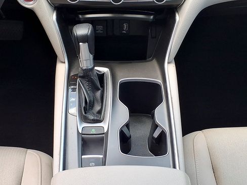 Used 2020 Honda Accord LX image 14