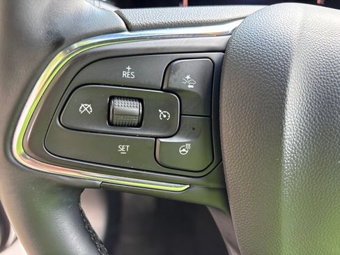 Used 2025 Buick Envista Avenir FWD image 14