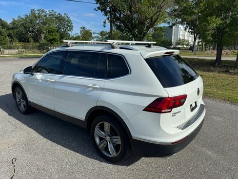 Used 2019 Volkswagen Tiguan SEL Premium image 12