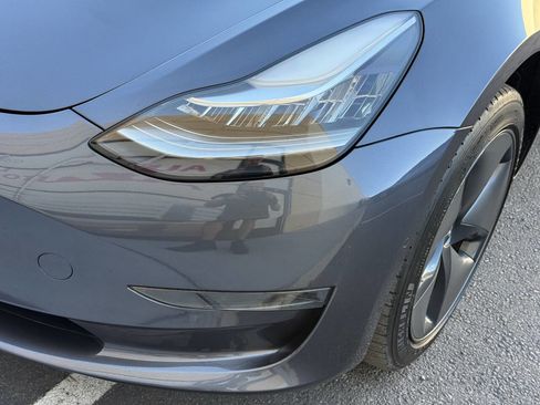 Used 2018 Tesla Model 3 Long Range RWD image 24