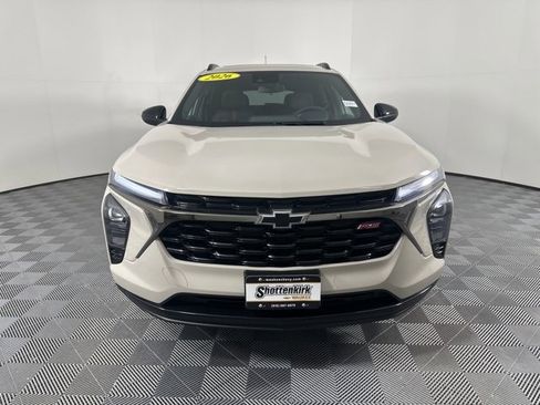 New 2026 Chevrolet Trax RS w/ Sunroof Package image 8