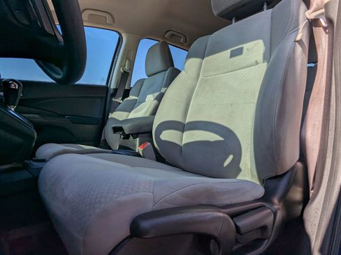 Used 2016 Honda CR-V SE image 10