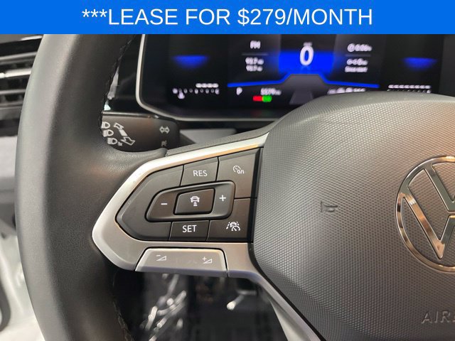 Used 2026 Volkswagen Jetta SE FWD image 16