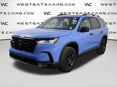 Used 2025 Honda Pilot TrailSport