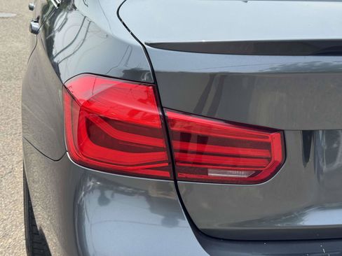 Used 2016 BMW 328i xDrive Sedan AWD/4WD image 10