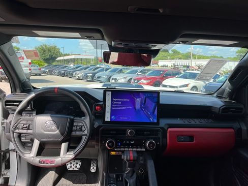 Used 2024 Toyota Tacoma TRD Pro AWD/4WD image 24