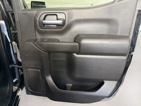Used 2022 Chevrolet Silverado 1500 Custom image 26