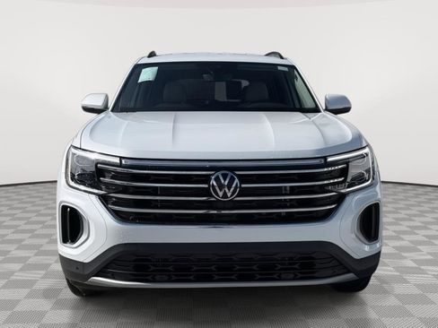 New 2026 Volkswagen Atlas SE image 8