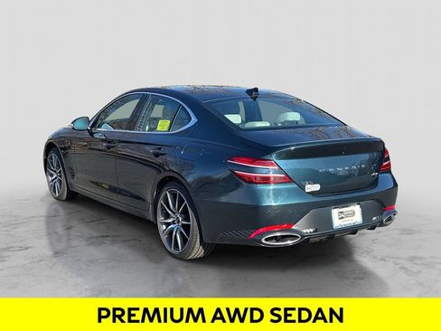 Used 2024 Genesis G70 2.5T image 3