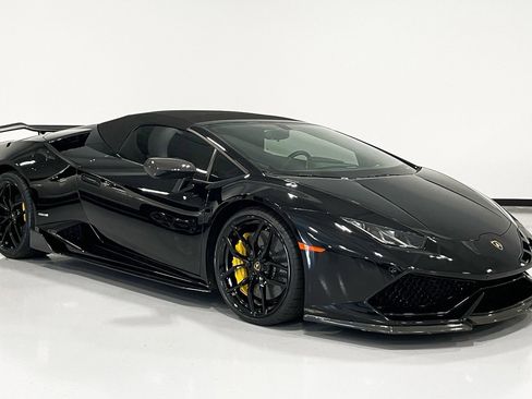Used 2017 Lamborghini Huracan LP 610-4 image 6