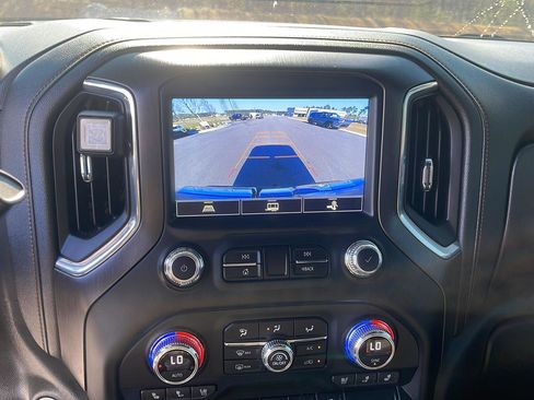 Used 2021 GMC Sierra 1500 AT4 image 18