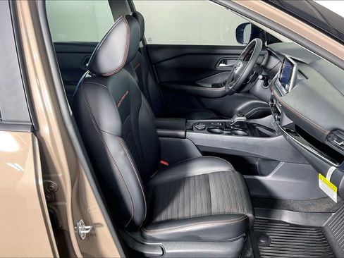 Certified 2025 Nissan Rogue Rock Creek image 10