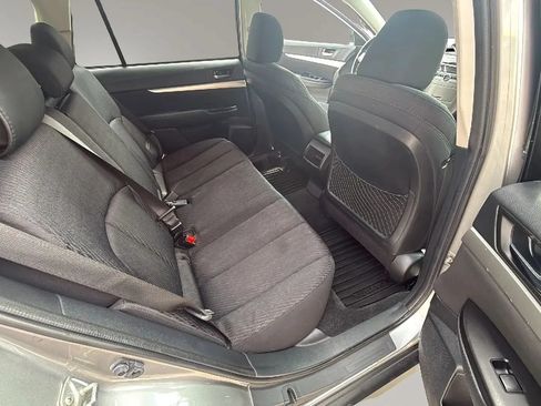 Used 2011 Subaru Outback 2.5i Premium w/ All-Weather Pkg AWD/4WD image 13