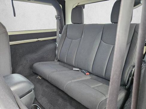 Used 2018 Jeep Wrangler Sport AWD/4WD image 10