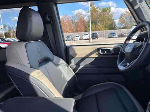 New 2025 Ford Bronco Big Bend image 11