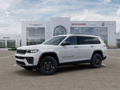 New 2026 Jeep Grand Cherokee L 4WD image 2