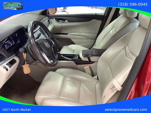 Used 2015 Cadillac XTS FWD image 2