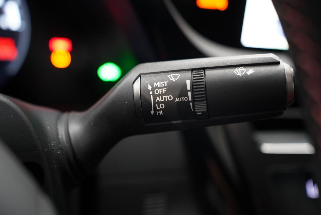 Used 2024 Lexus ES 300h F Sport w/ Accessory Package (Z2) FWD image 15