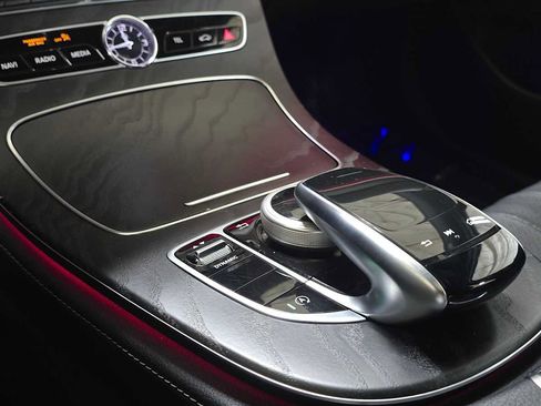 Certified 2020 Mercedes-Benz E 350 Sedan image 33
