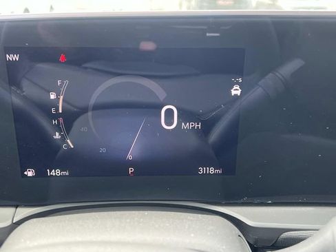 Used 2025 Buick Envista Sport Touring w/ Convenience I Package image 22