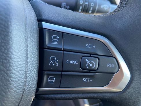 New 2026 Jeep Compass Limited AWD/4WD image 17