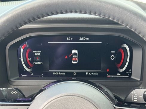 Used 2024 Nissan Rogue Platinum w/ Platinum Premium Package image 19