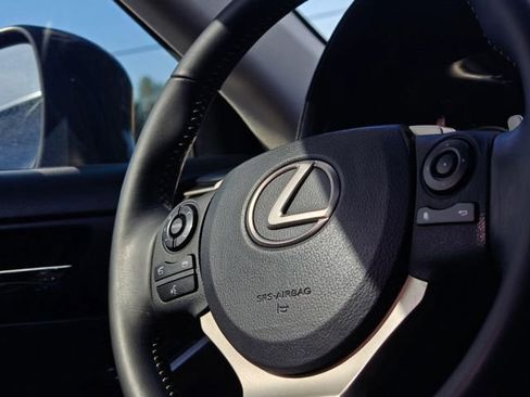 Used 2015 Lexus IS 250 RWD image 16