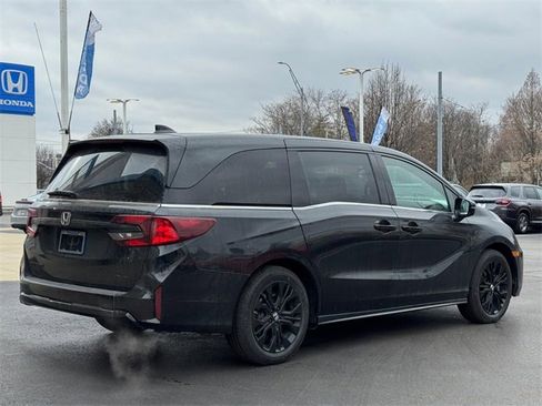 Certified 2026 Honda Odyssey Sport-L image 3