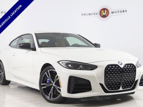 Used 2023 BMW M440i Coupe image 1