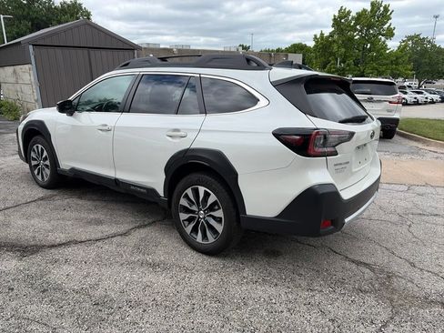 Used 2024 Subaru Outback Limited AWD/4WD image 7