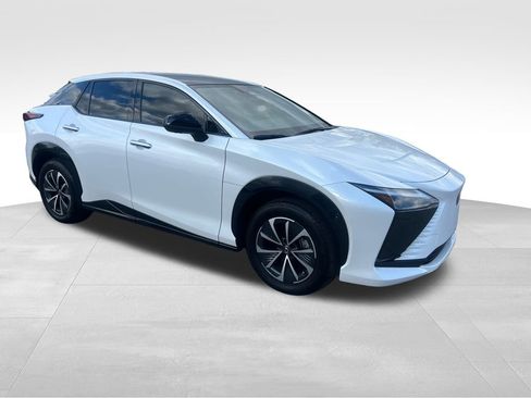 Used 2023 Lexus RZ 450e Premium image 7