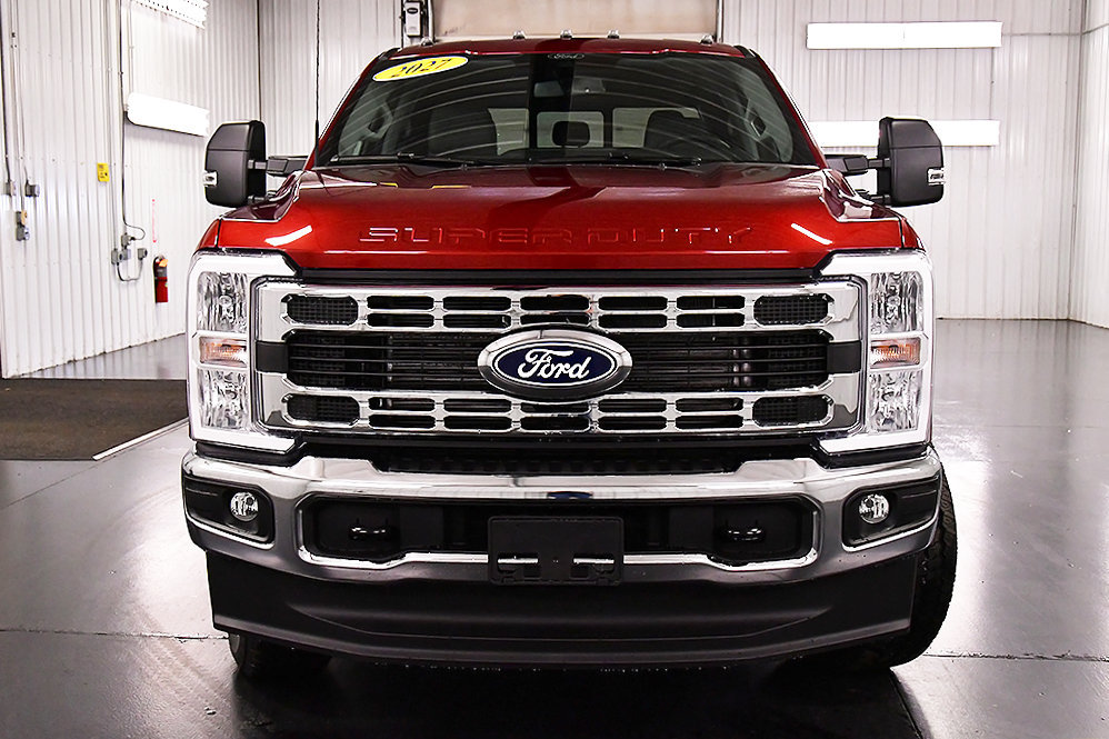 New 2027 Ford F250 XLT w/ Snow Plow Prep Package AWD/4WD image 2
