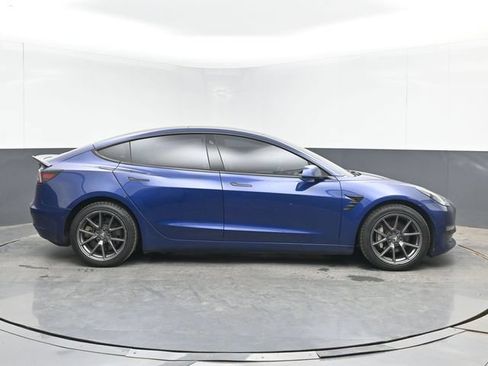 Used 2021 Tesla Model 3 Long Range AWD/4WD image 11