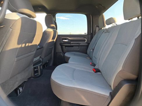 Used 2024 RAM 2500 Big Horn AWD/4WD image 13
