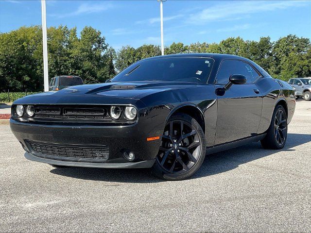 Used 2021 Dodge Challenger SXT w/ Plus Package RWD image 3