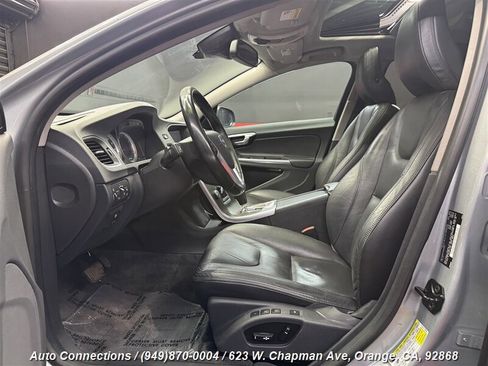 Used 2011 Volvo S60 T6 image 6